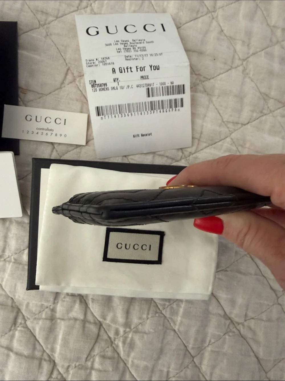 Gucci Black Quilted Leather Card Holder with Gold Double G - Picture 11 of 12